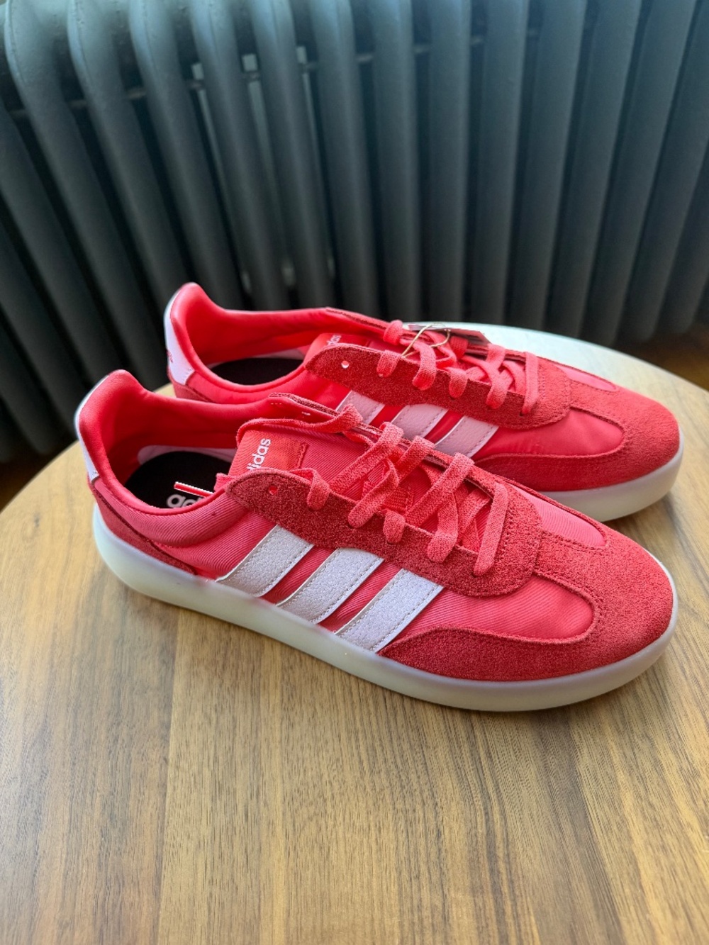 Barreda Decode Adidas Sneakers-Pink & Red